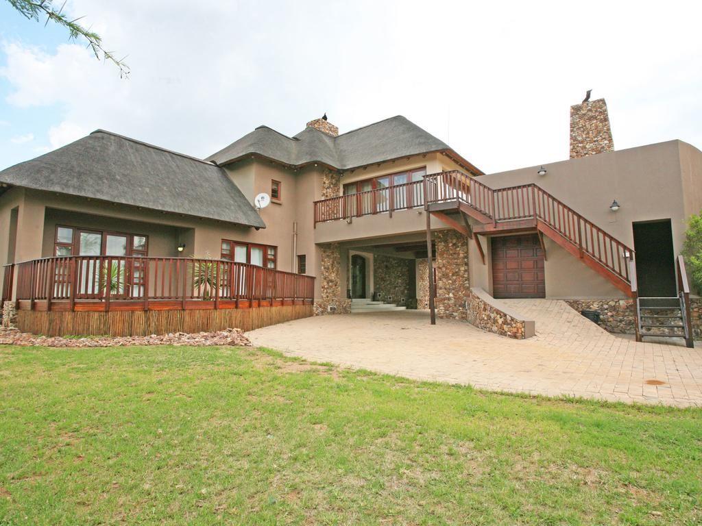Zebula Country Club & Spa - Lodge 130 | Zebula Golf Estate Accommodation