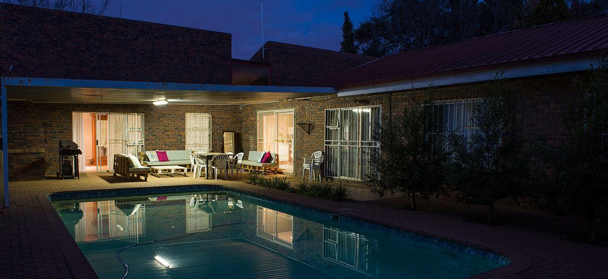 The Cotton Room | Accommodation Langenhoven Park