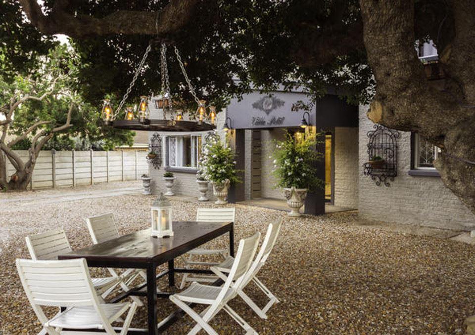 Villa Petit | Accommodation Ferreira Town