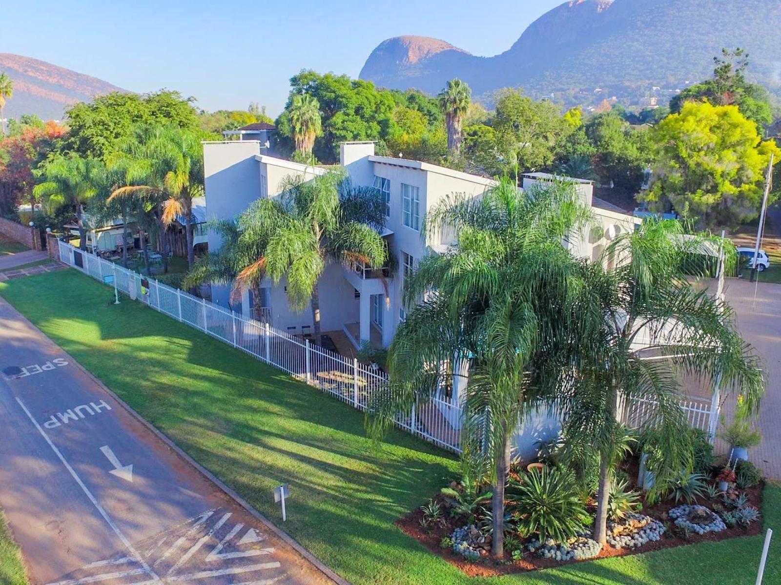 Waterfront Cabanas 3 | Schoemansville Accommodation