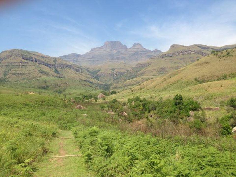 Enjoy a relaxing day hike at nearby Monk's Cowl © Anneli Lemmer