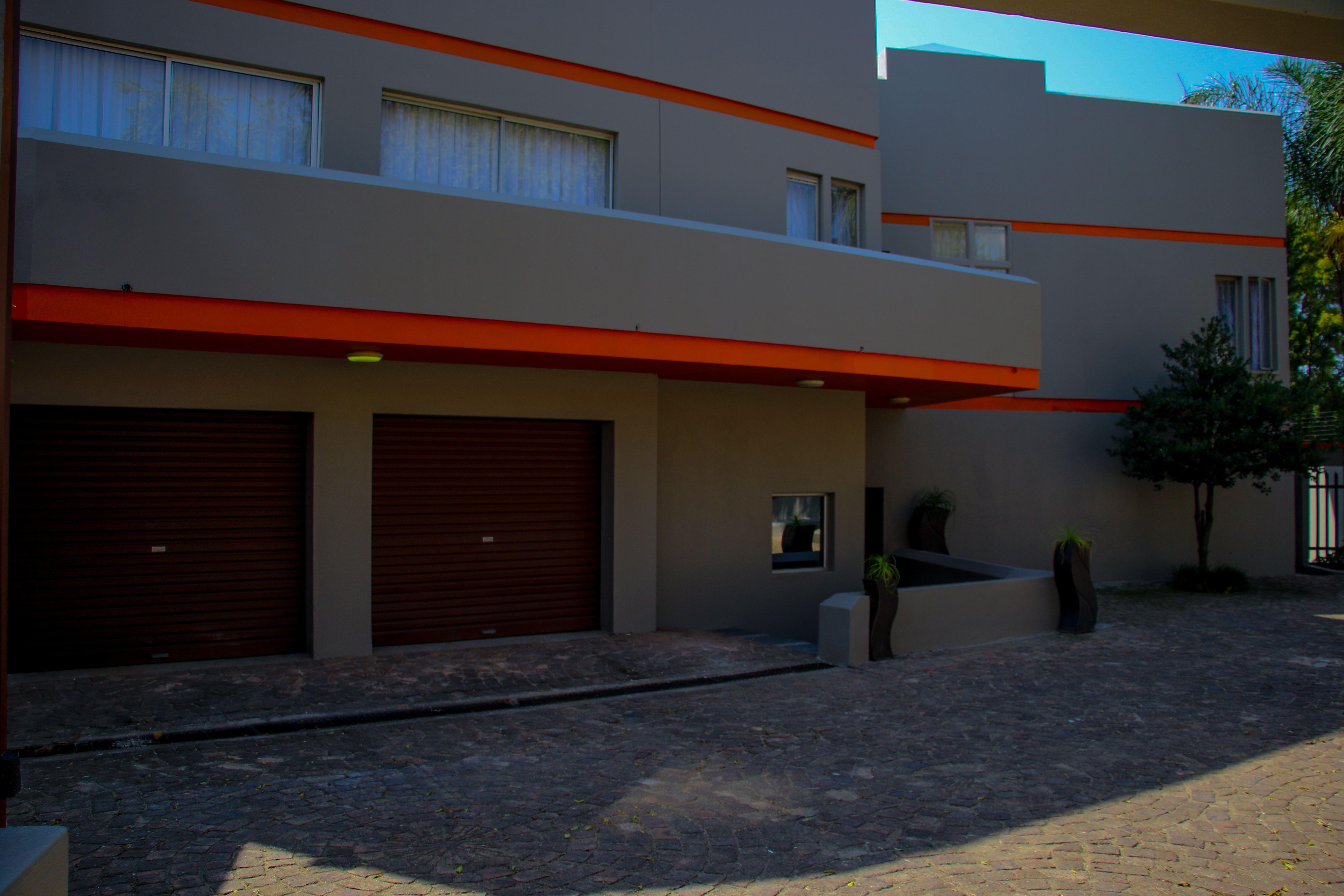 Waterfall Guesthouse | Carlswald Self-catering