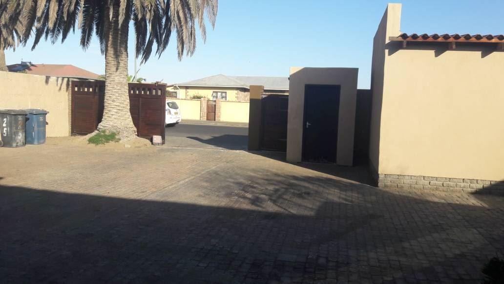 Namibia Skipper Services | Accommodation Walvis Bay Area