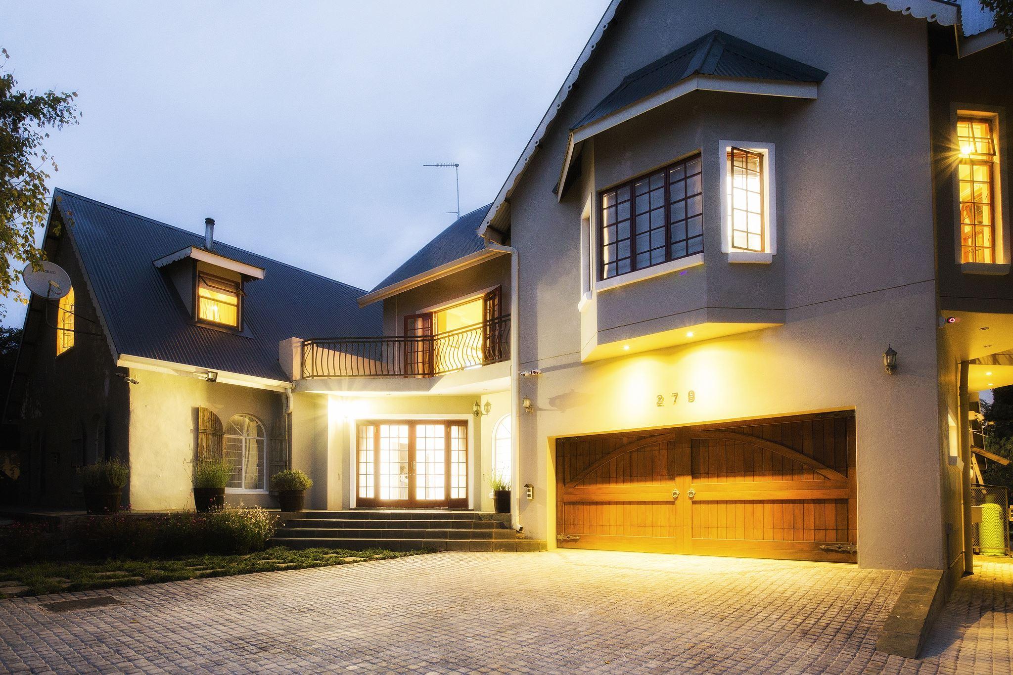 The Browns' Luxury Guest Suites | Accommodation Dullstroom