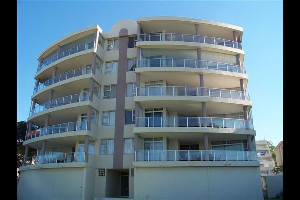Malibu 2 | Accommodation Margate