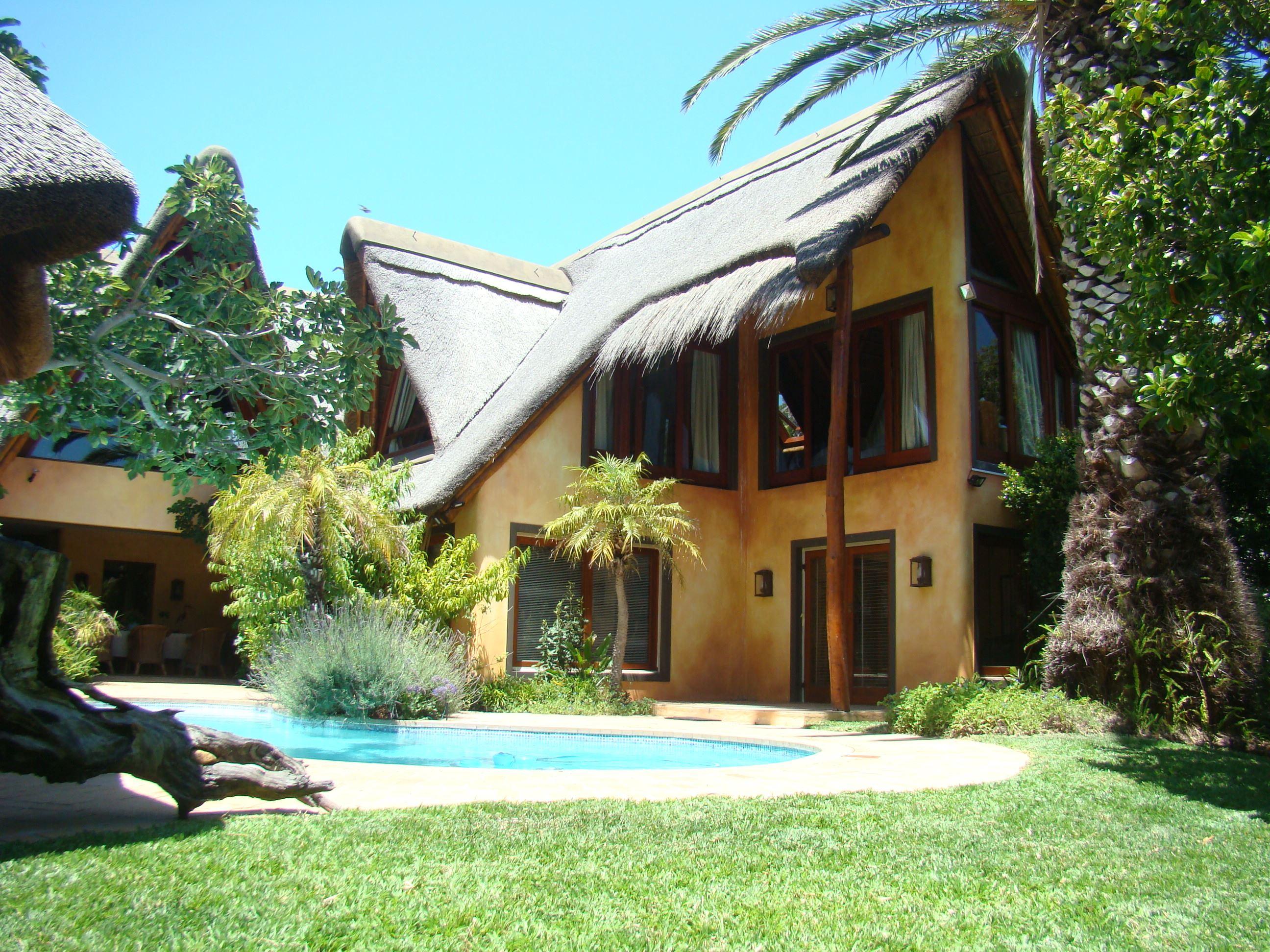 African Nest (Guest Suite)