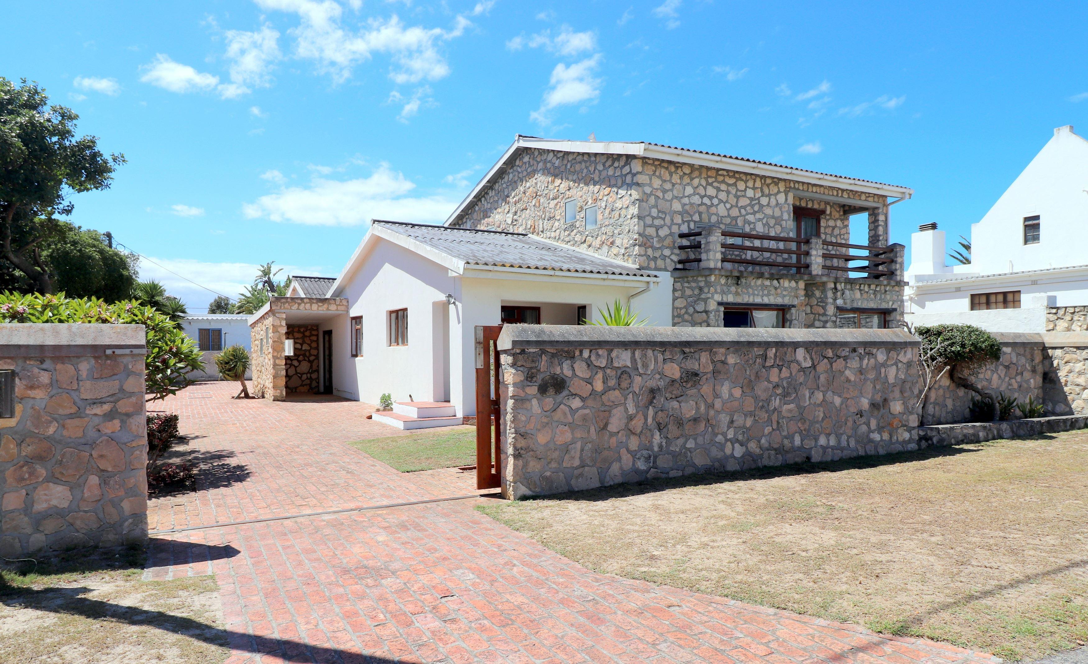 Skip se Huis | Accommodation Arniston