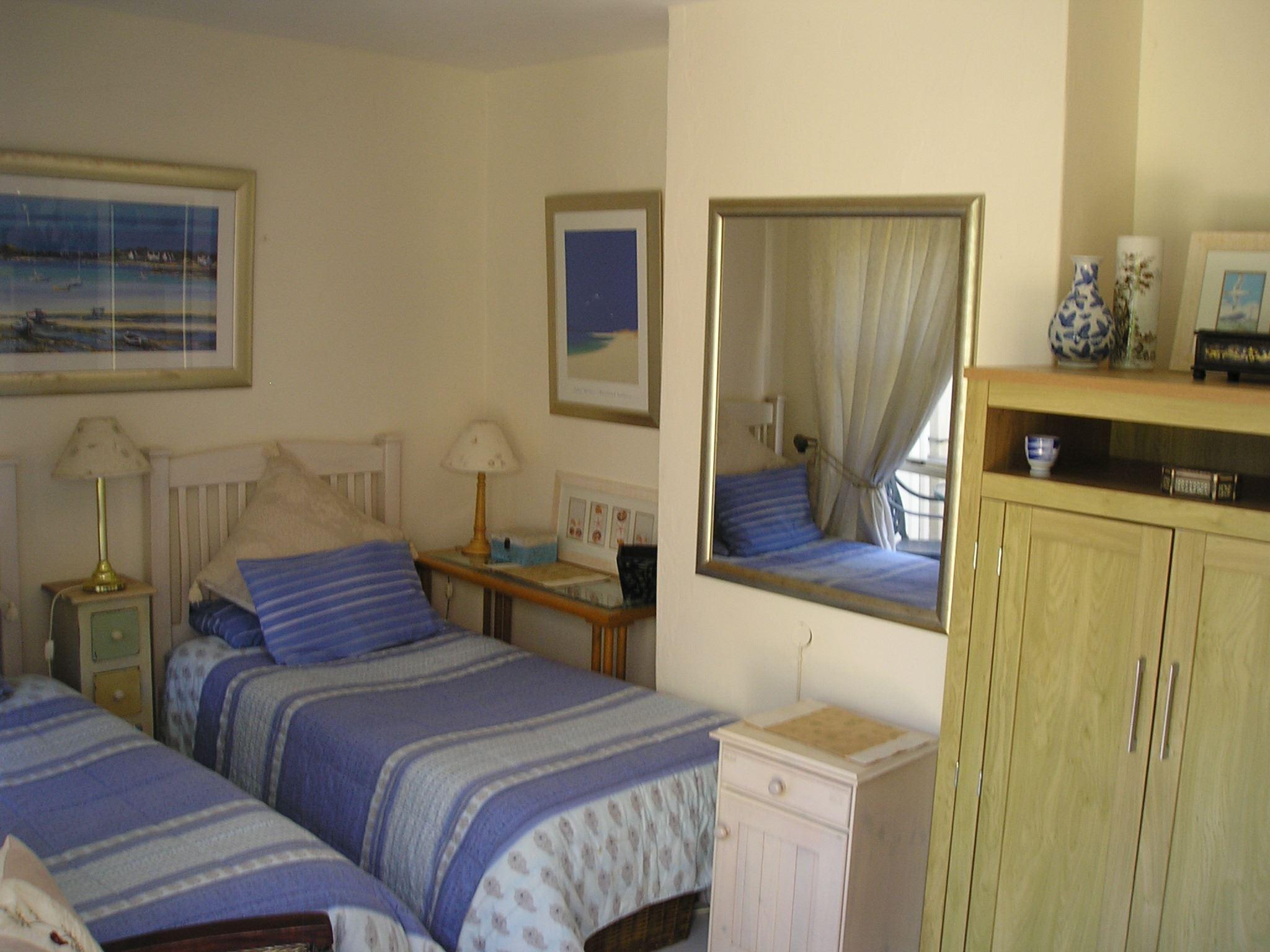 Waves Crest Accommodation | Bloubergrant Accommodation