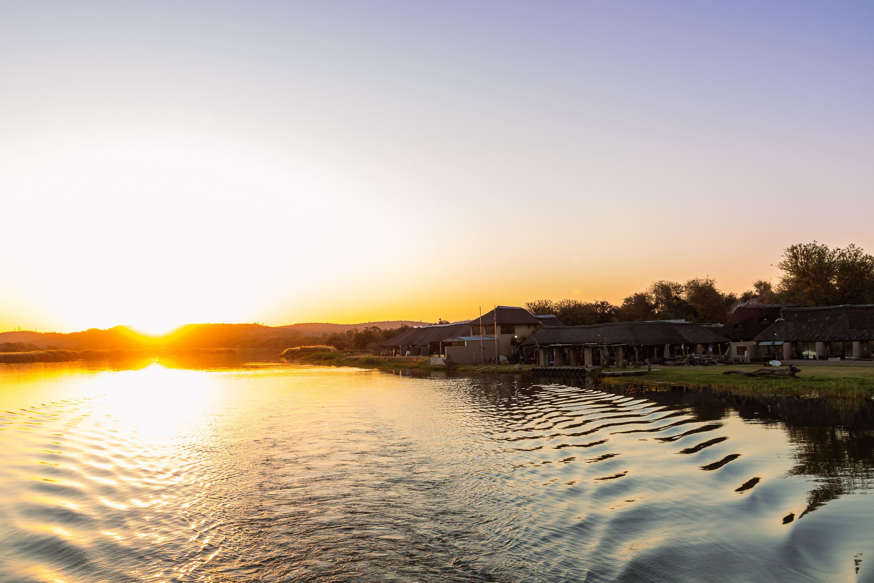 Kambaku II Boat Safaris & Lodge | Accommodation Phalaborwa