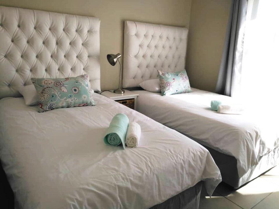 Dolphin Leap 8 | Accommodation Langstrand