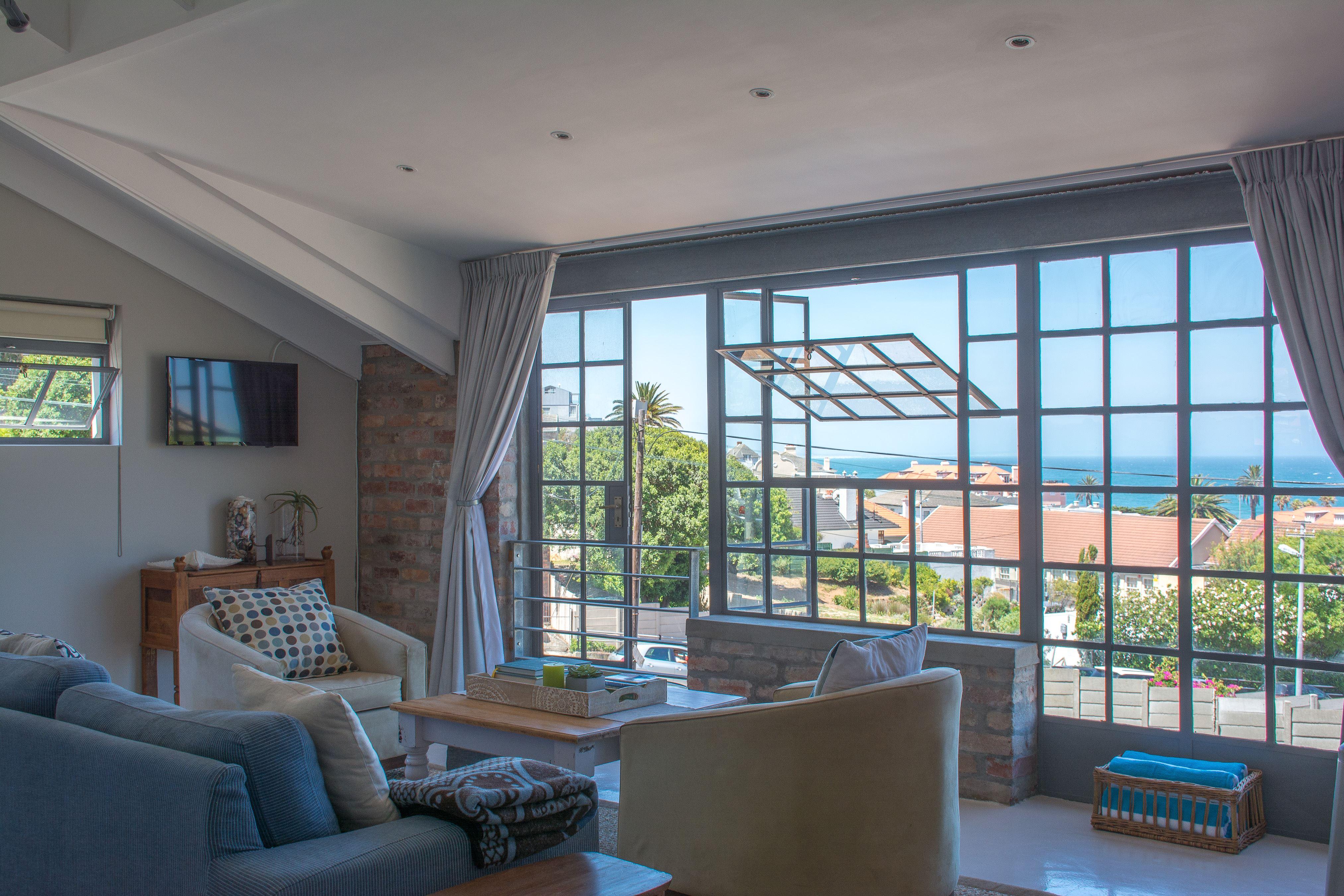 Starfish Cottage | Accommodation Kalk Bay