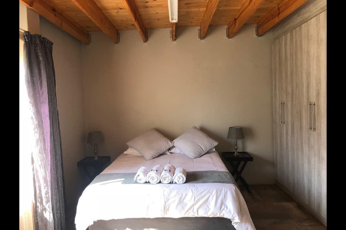 219 Lalapalm | Kameeldrift East Accommodation