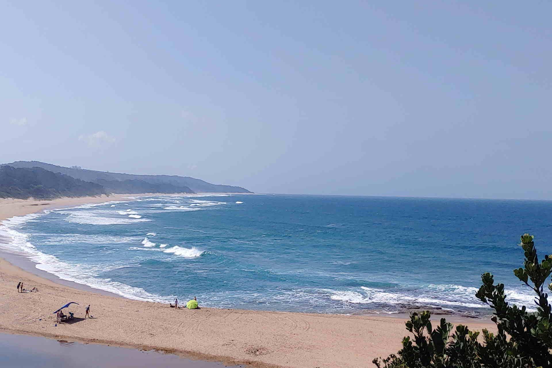 NKWAZI COTTAGE, 77 Nkwazi Drive, Zinkwazi Beach