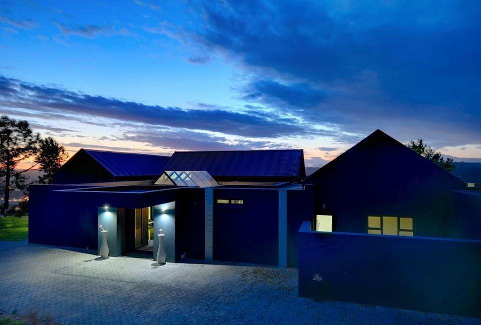 Ali's Villa