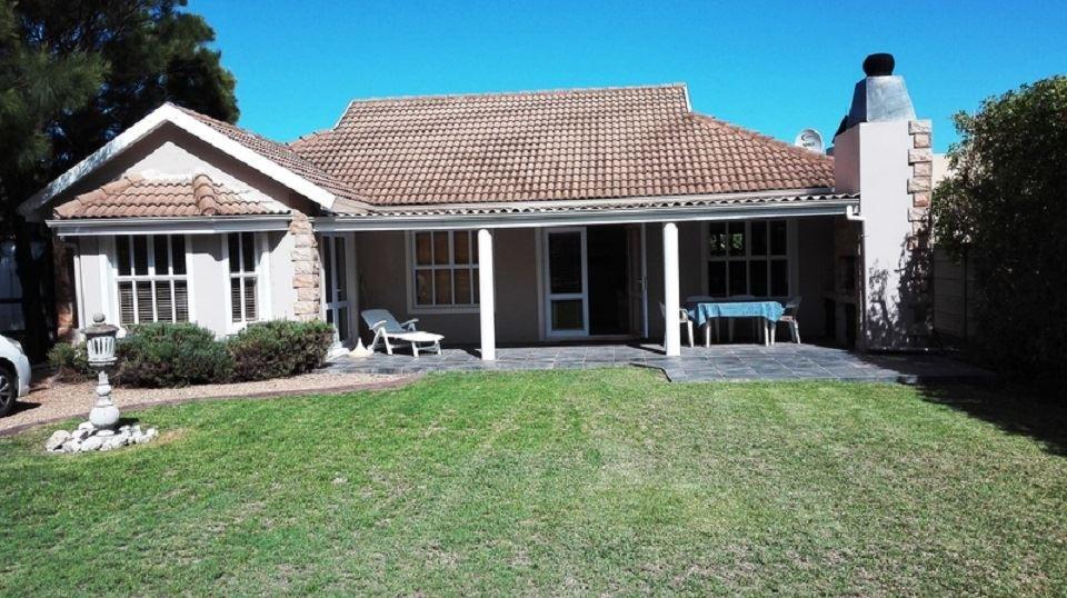Lagoon Cottage | Hermanus Self-catering