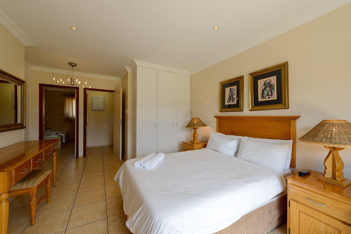 Four Bedroom Deluxe Villa 10429 | Accommodation San Lameer