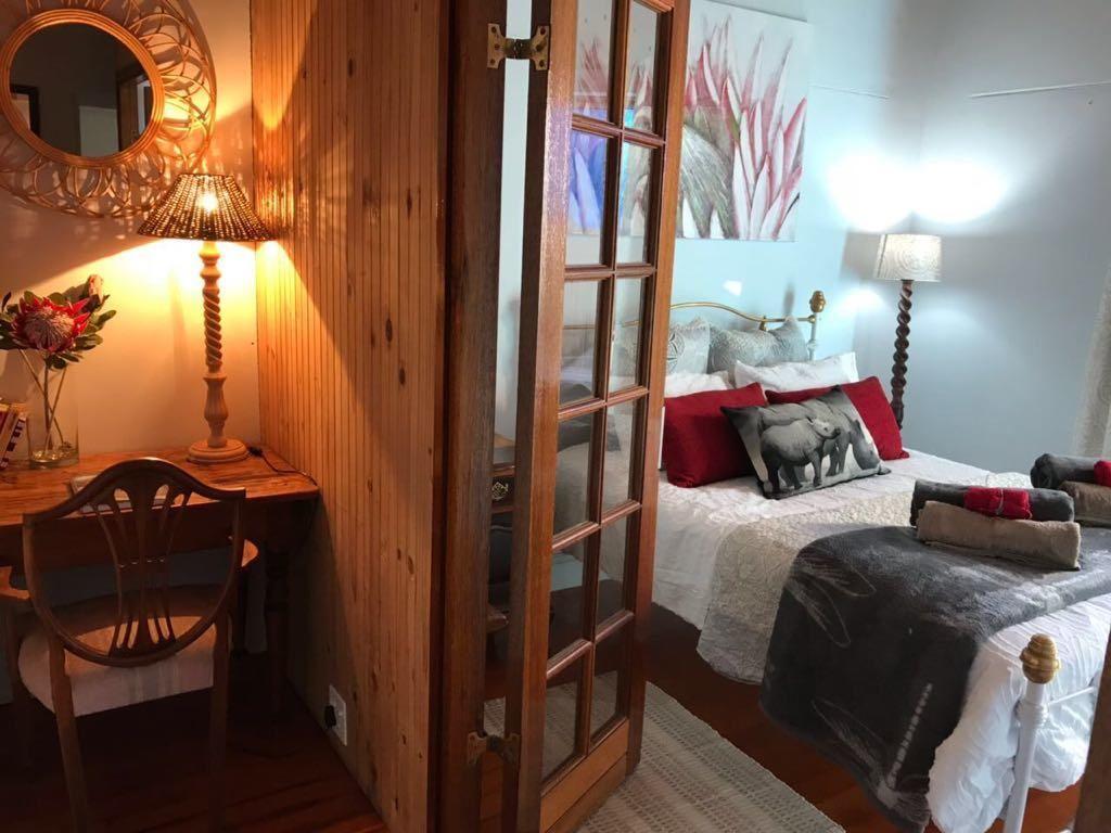 SarEmm | Accommodation Bellville