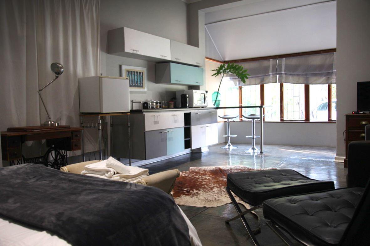 Urban Bliss | Accommodation Dan Pienaar