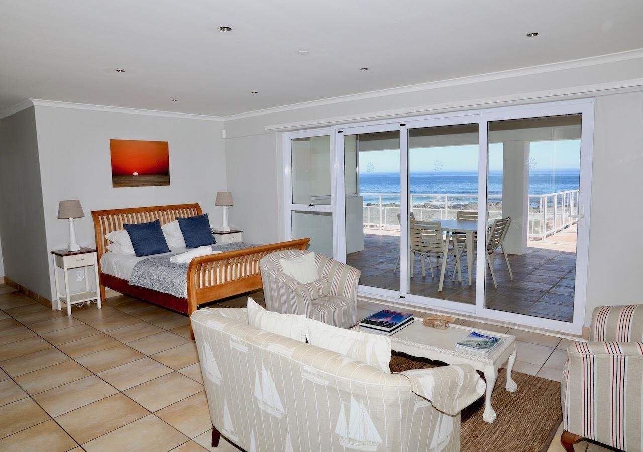 Driftwood Studio | Accommodation Shelley Point