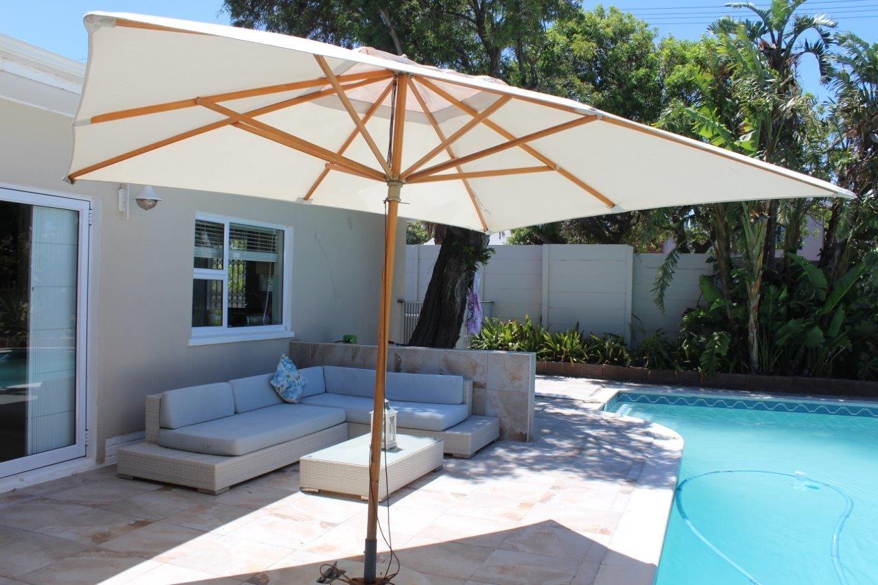 Sea Breeze | Bloubergrant Accommodation