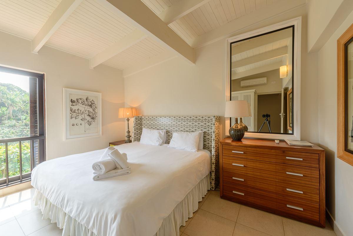 Three Bedroom Superior Villa 3113 | San Lameer Accommodation