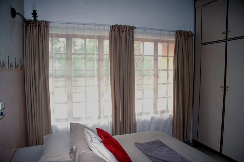 Ngulube Game Lodge Secure Your Hotel Self Catering Or Bed And