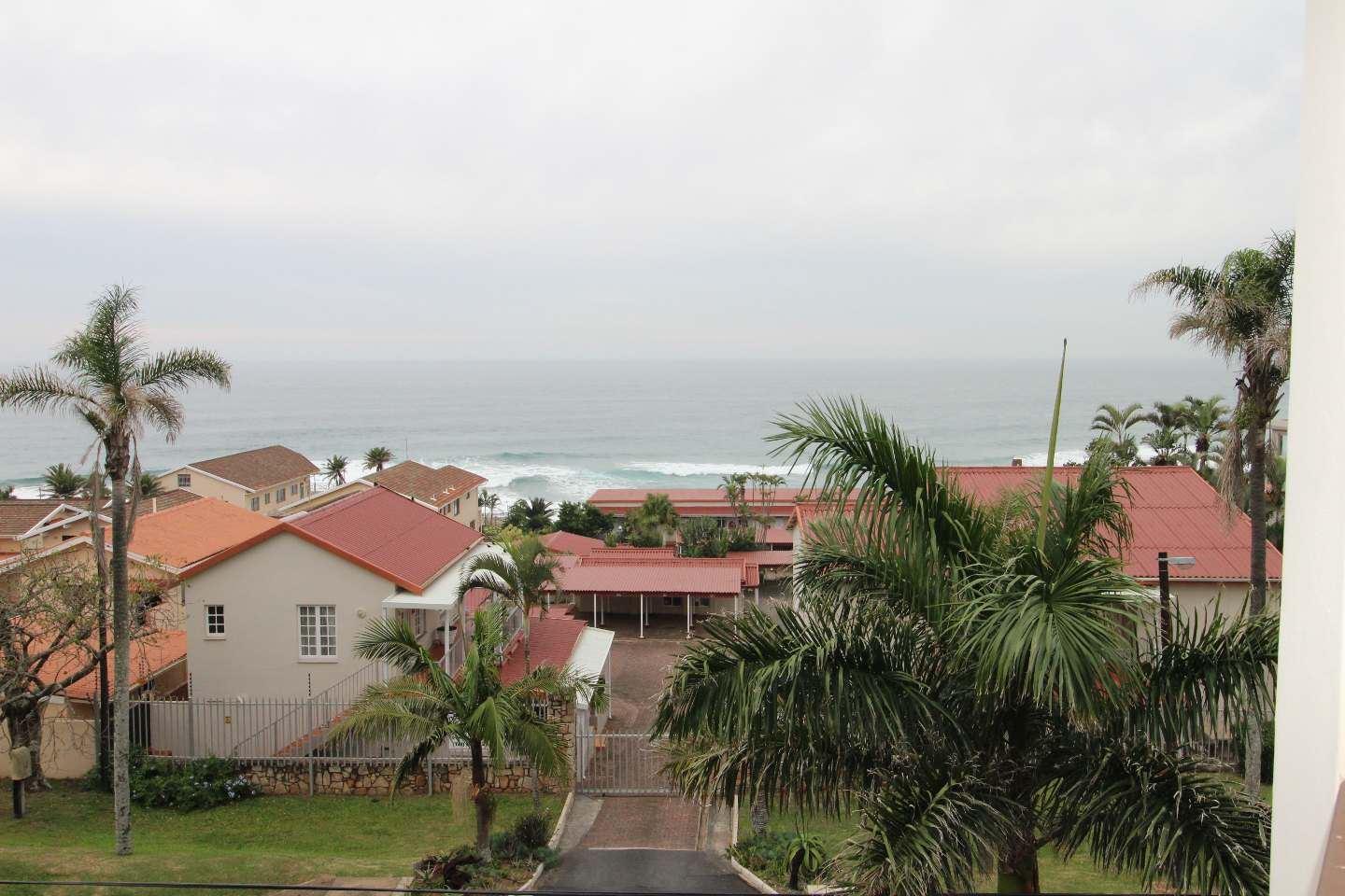 Topanga 50 | Uvongo Beach Self-catering