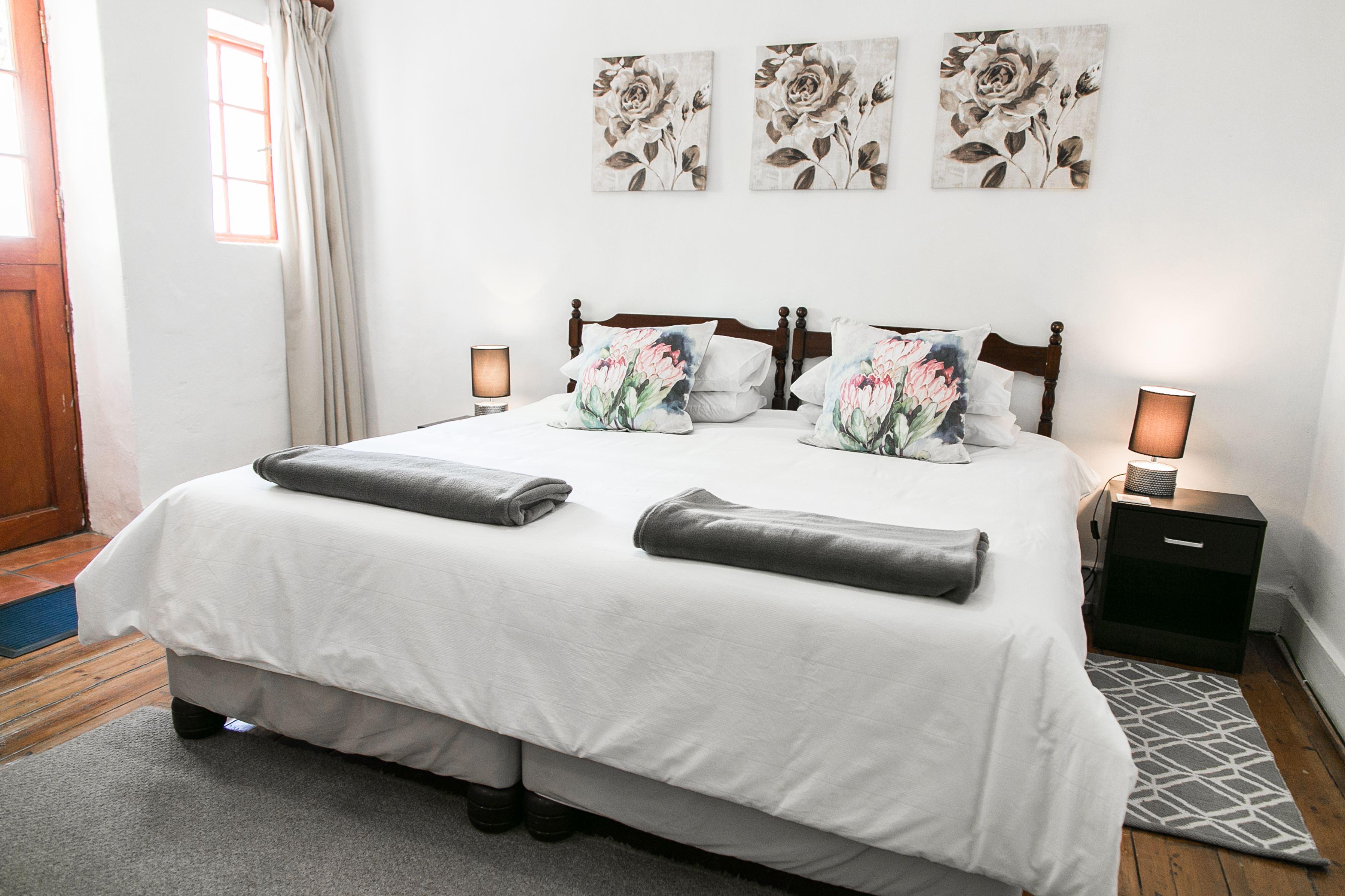 Flowers Halt | Accommodation Graaff-Reinet