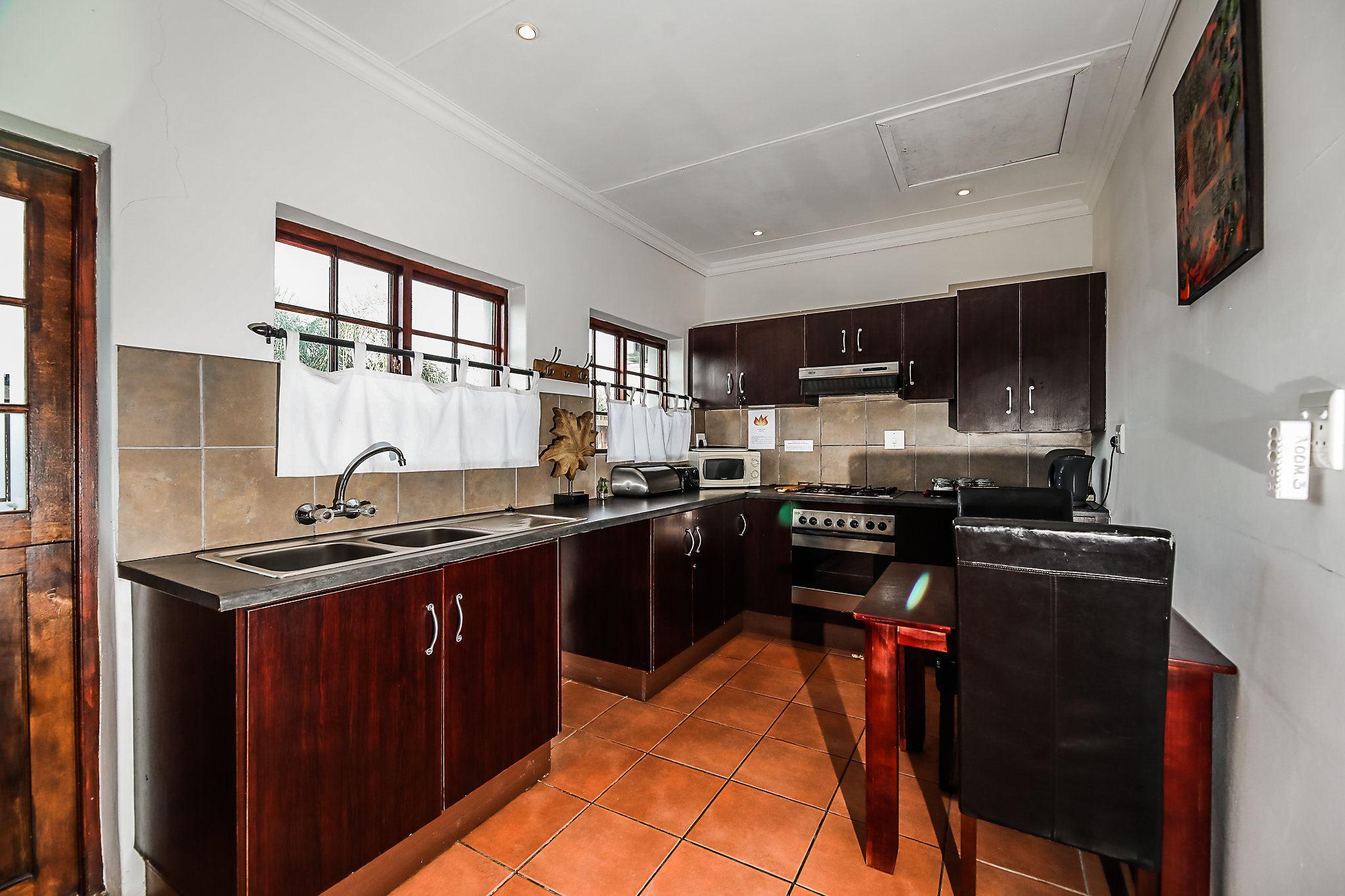 34 On Bonza Guest House