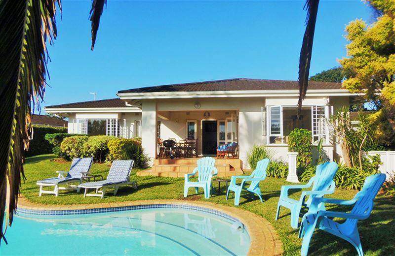 Modern and immaculate executive holiday home