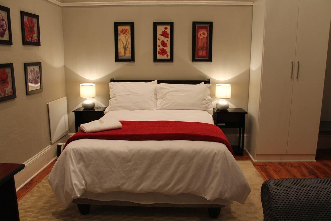 Tranquil House B&B @ 10 Berry Street | Queenstown Accommodation