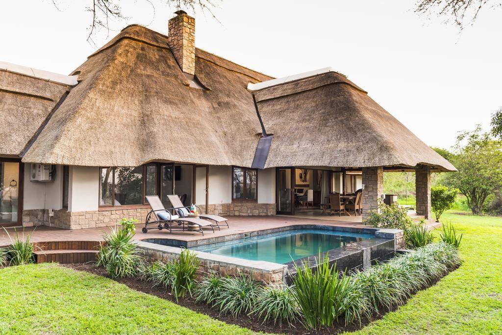 Anew Hotel Hluhluwe & Safaris