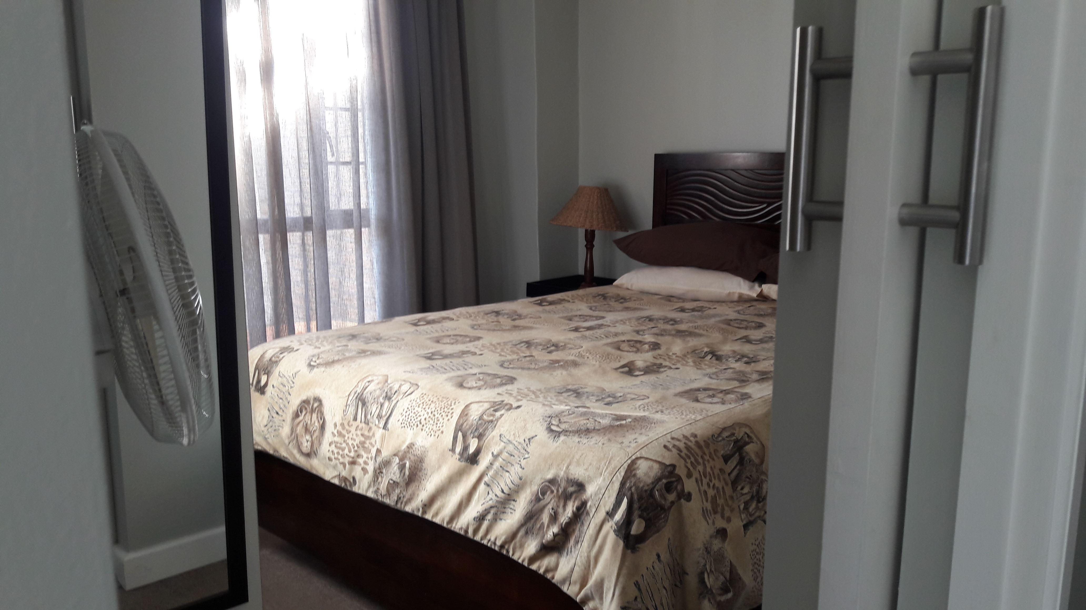 Aurora Cottage 3 | Gordons Bay Accommodation