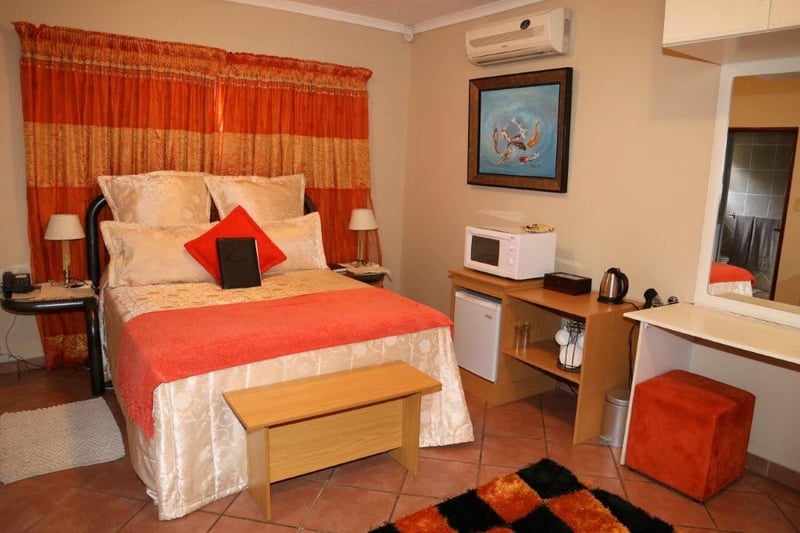 Jeannelies Guesthouse | Secure Your Hotel, Self-Catering, or Bed and ...