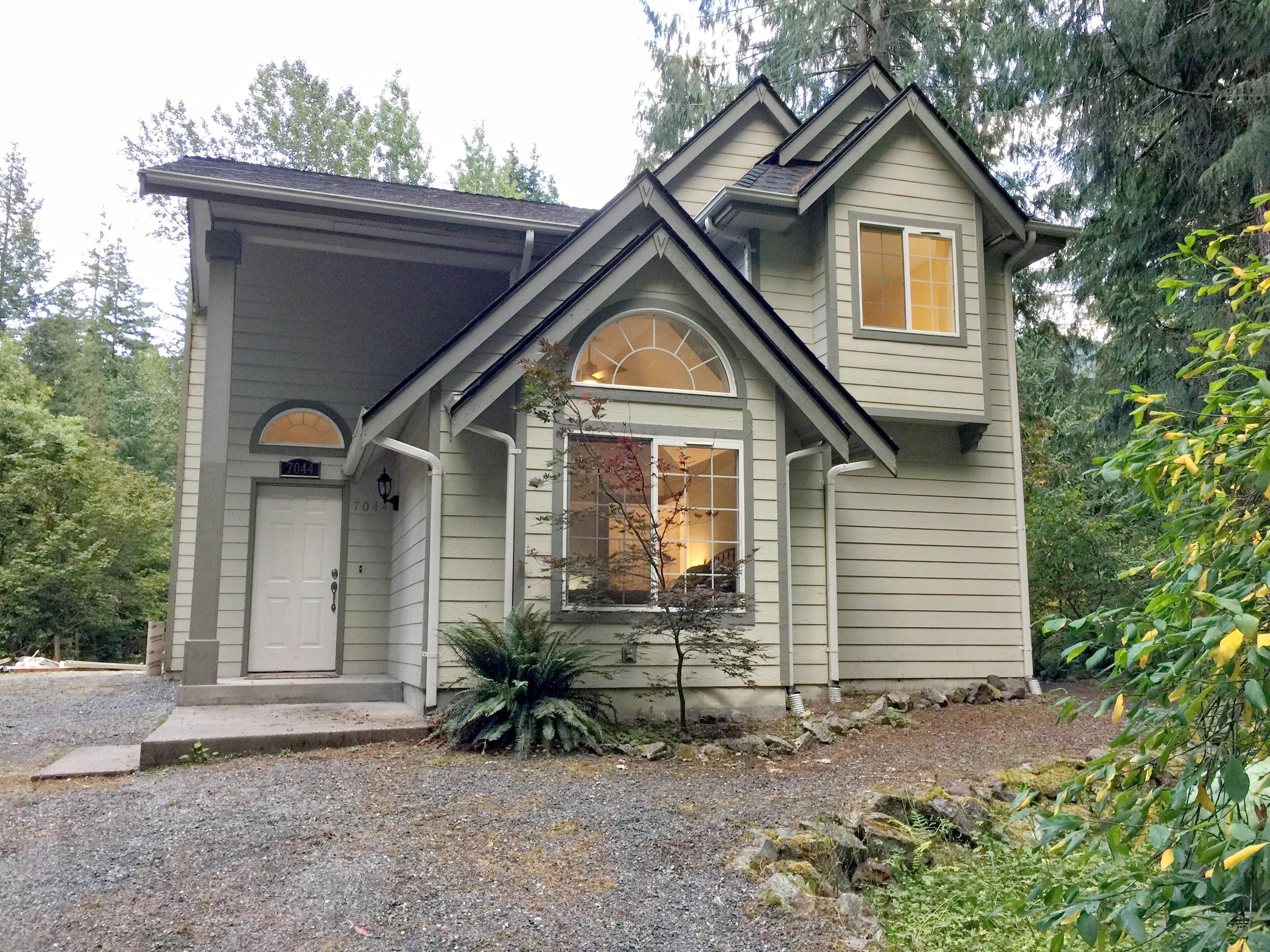 Snowline Cabin #62 | Self-catering Glacier