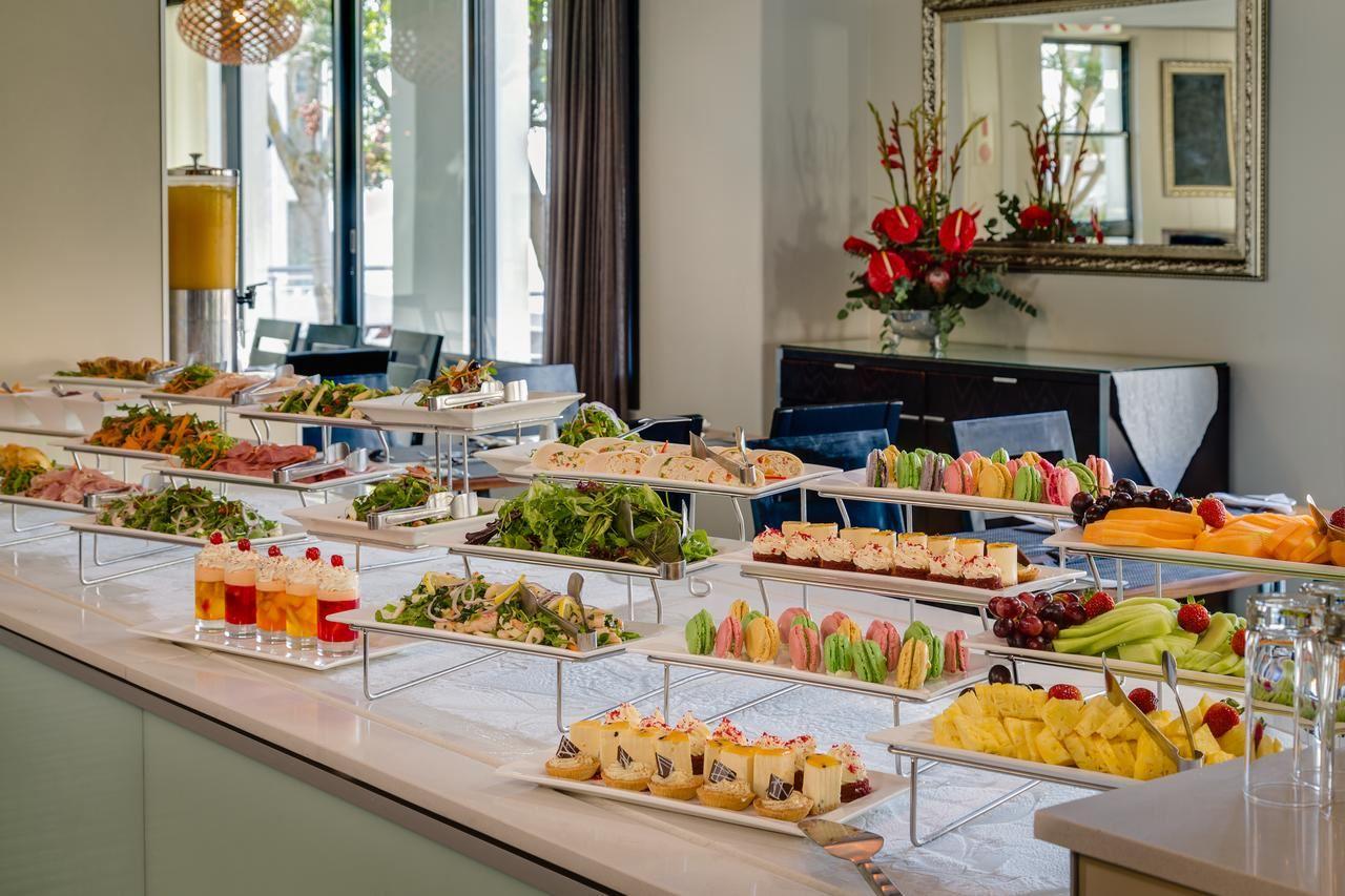 Protea Hotel By Marriott Cape Town Waterfront Breakwater Lodge Book