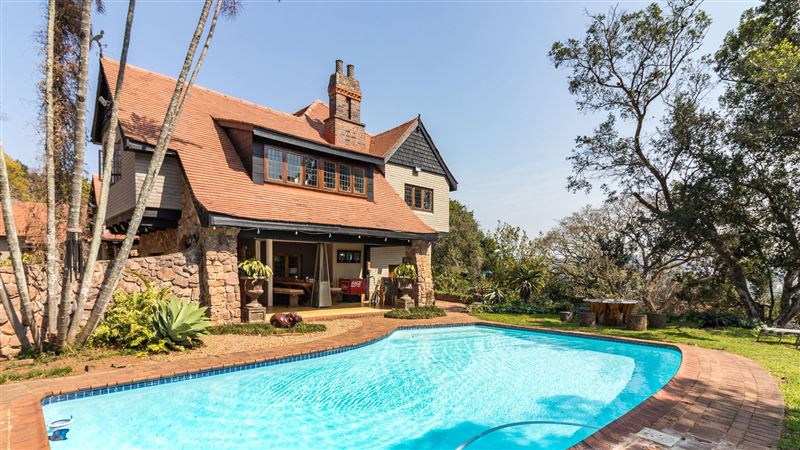 hillside guesthouse swimming pool
