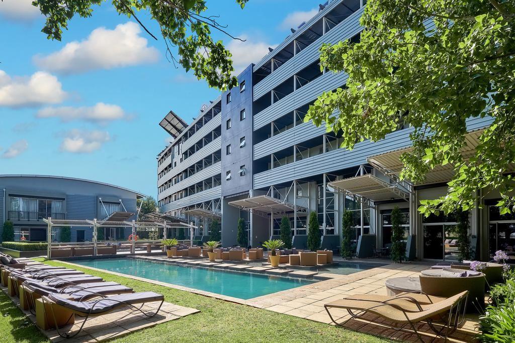 Protea Hotel OR Tambo Airport | Accommodation Johannesburg International Airport