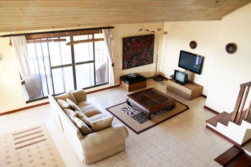 Catembe Gallery Hotel