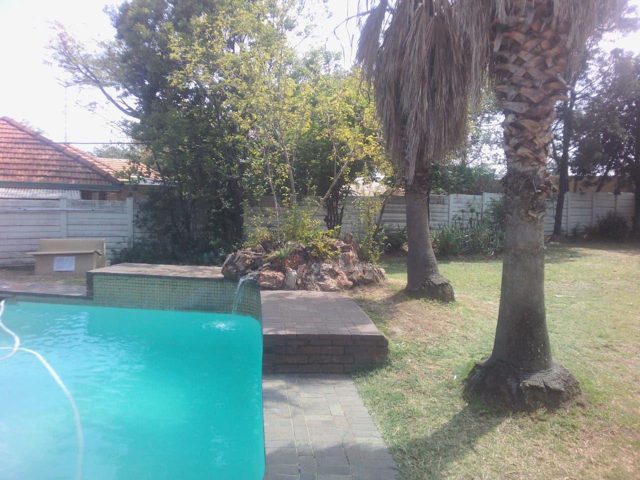 Fourways Backpackers Lodge