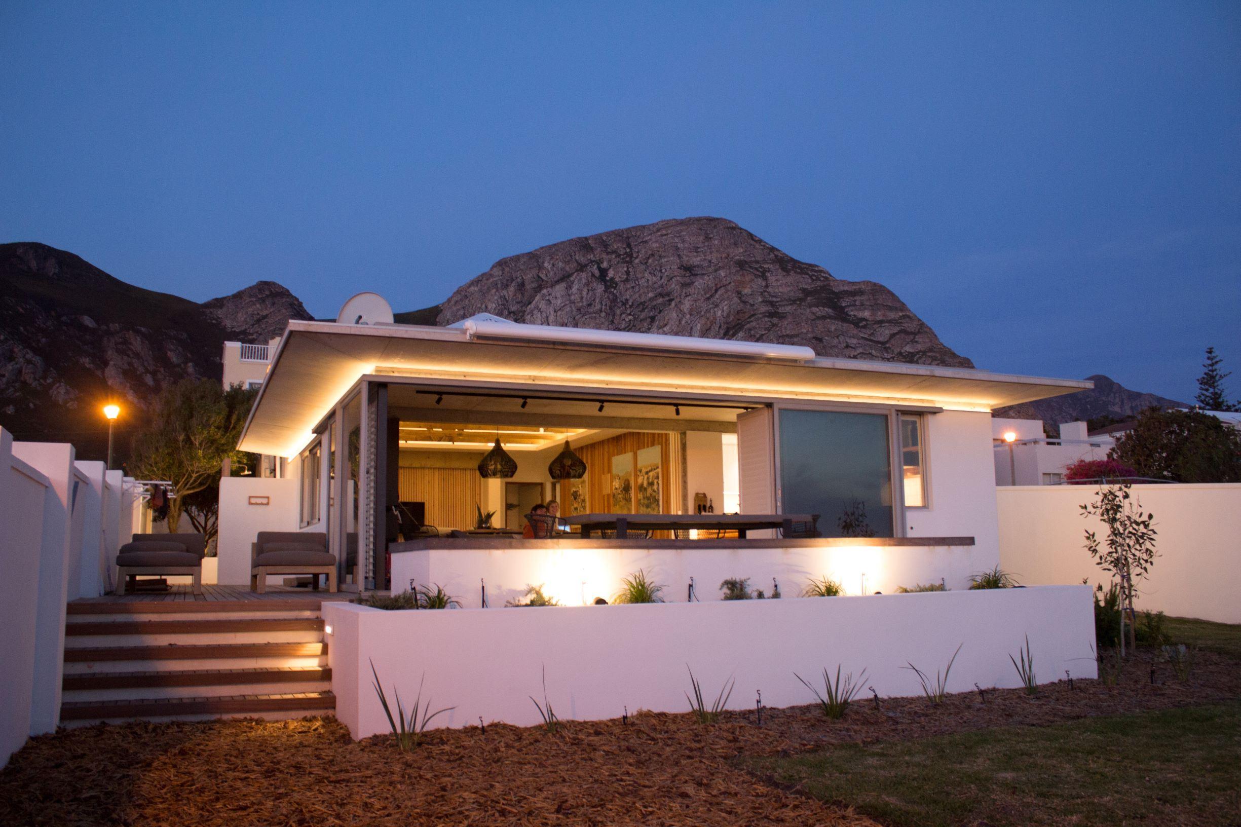 Troon Beach Cottage | Western Cape Specials