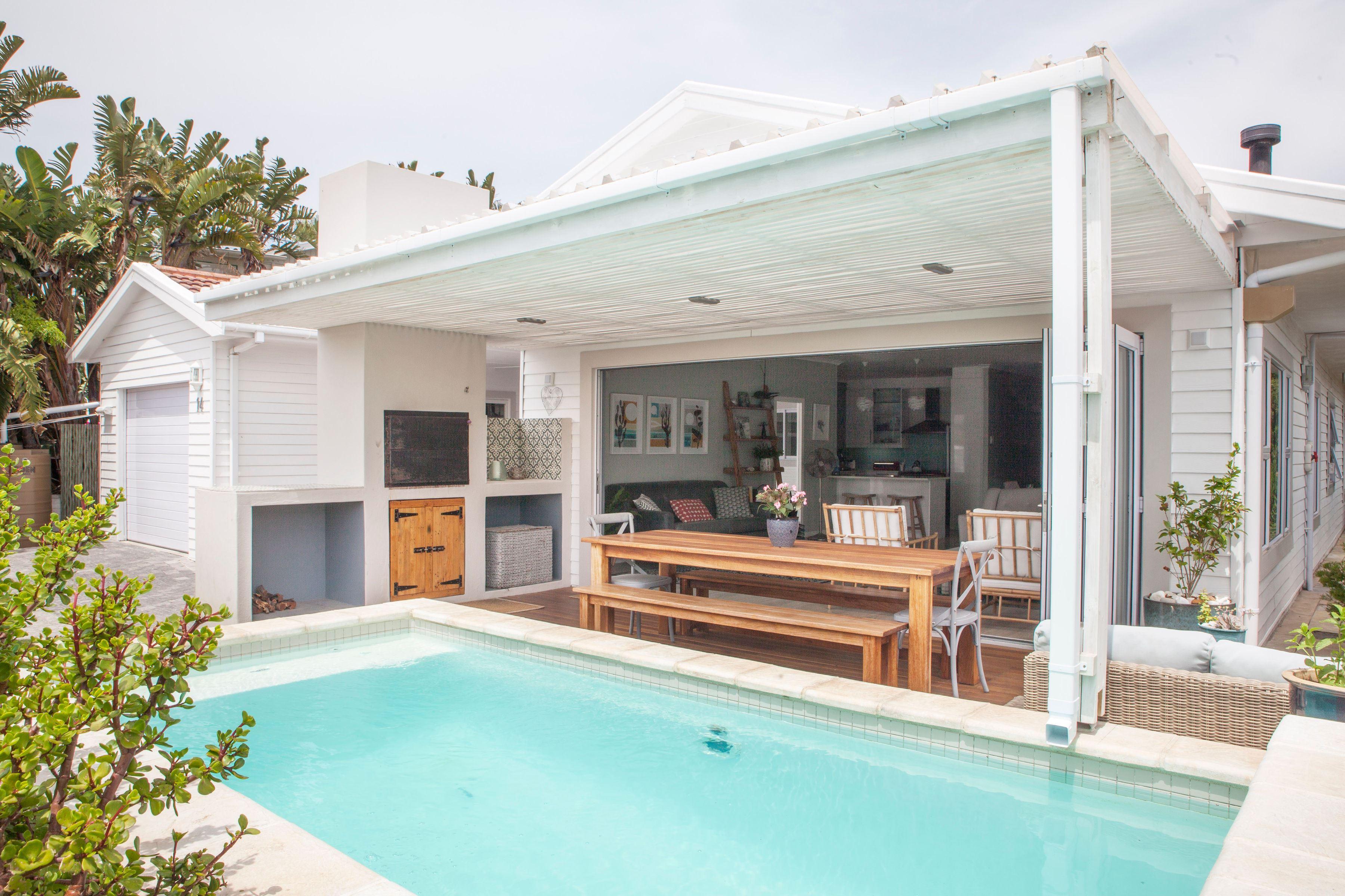 Old Kom Beach Cottage | Kommetjie Accommodation