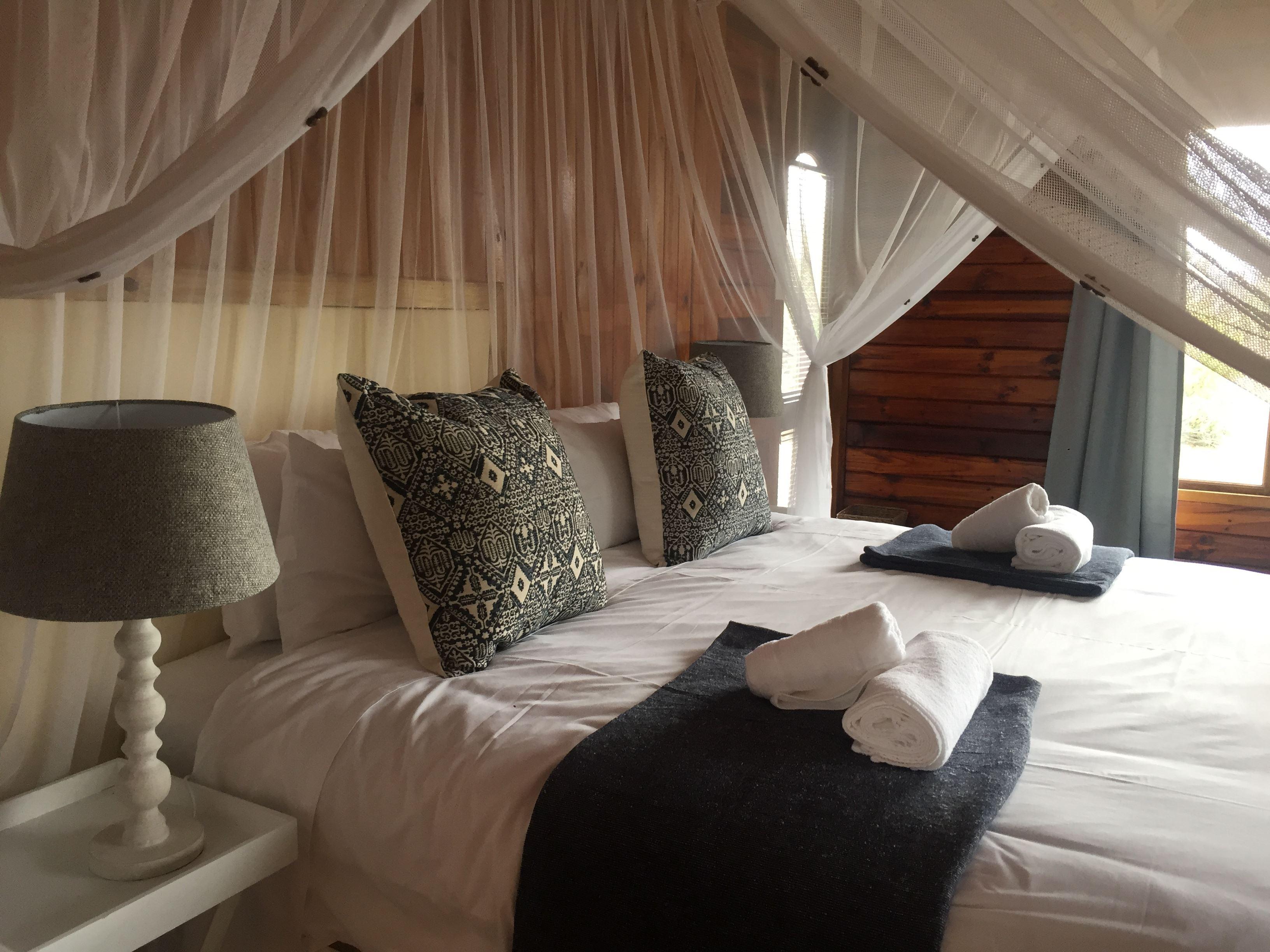 Samia Cabin