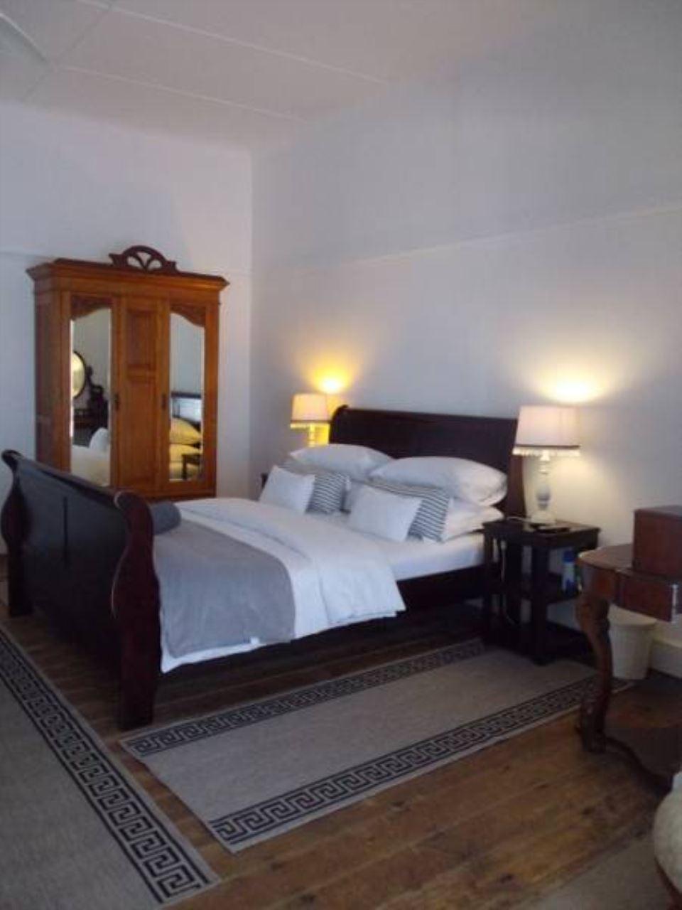 Breeze Inn B & B | Kidd's Beach Accommodation