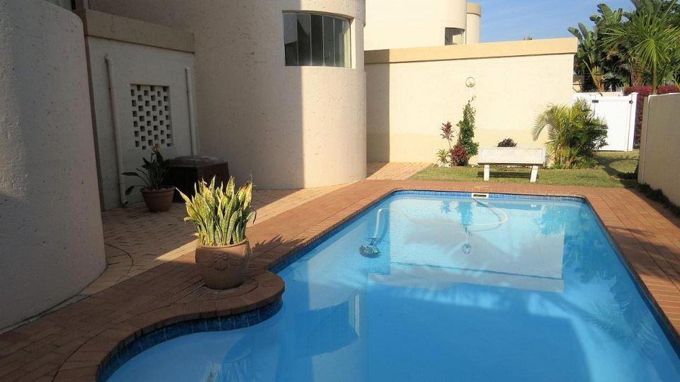 9 Aqua Surf Manaba Beach | Margate Hotels