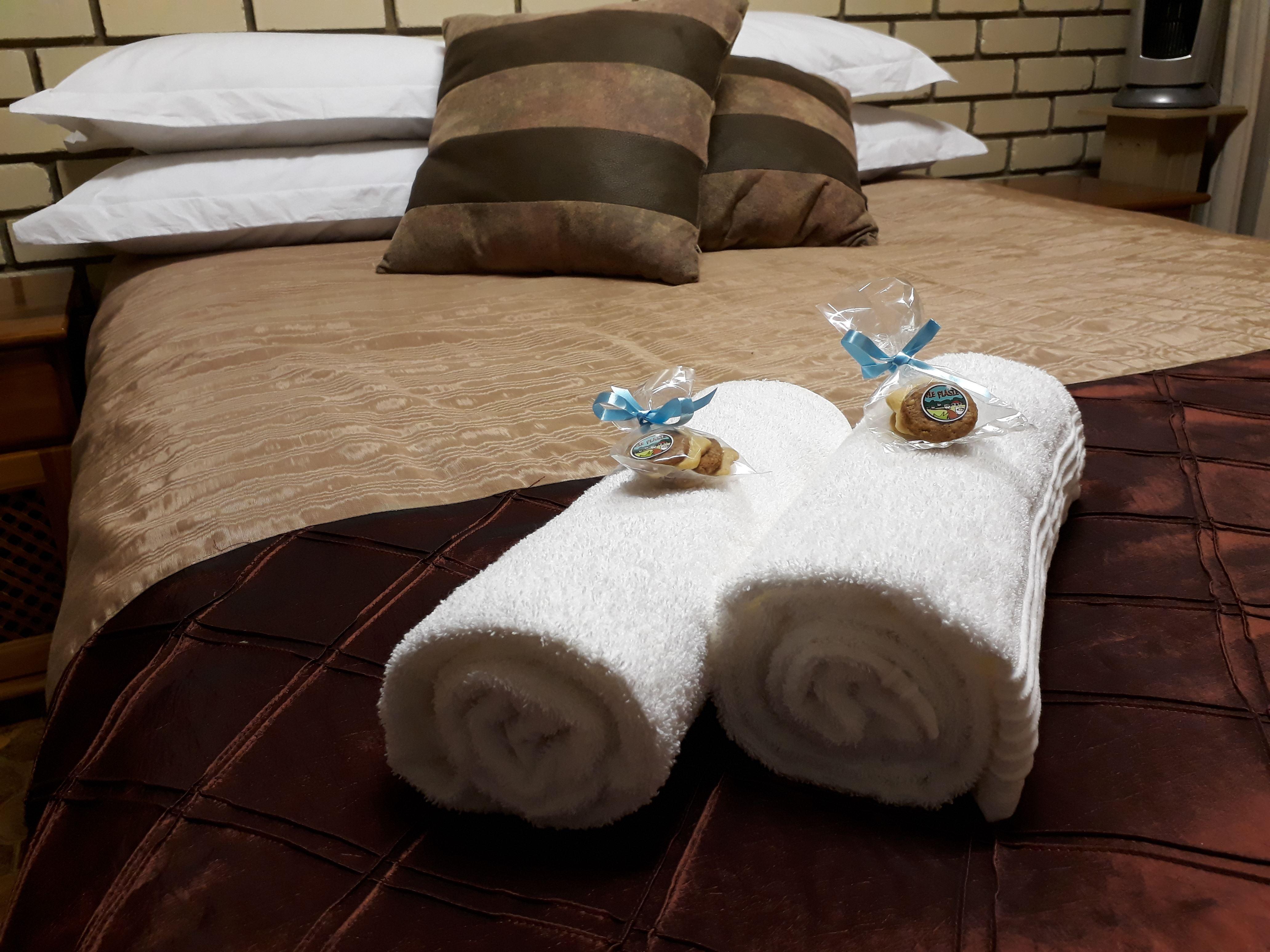 Akkommodasie op Die Plasie | Flora Park AH (Hartbeespoort) Accommodation