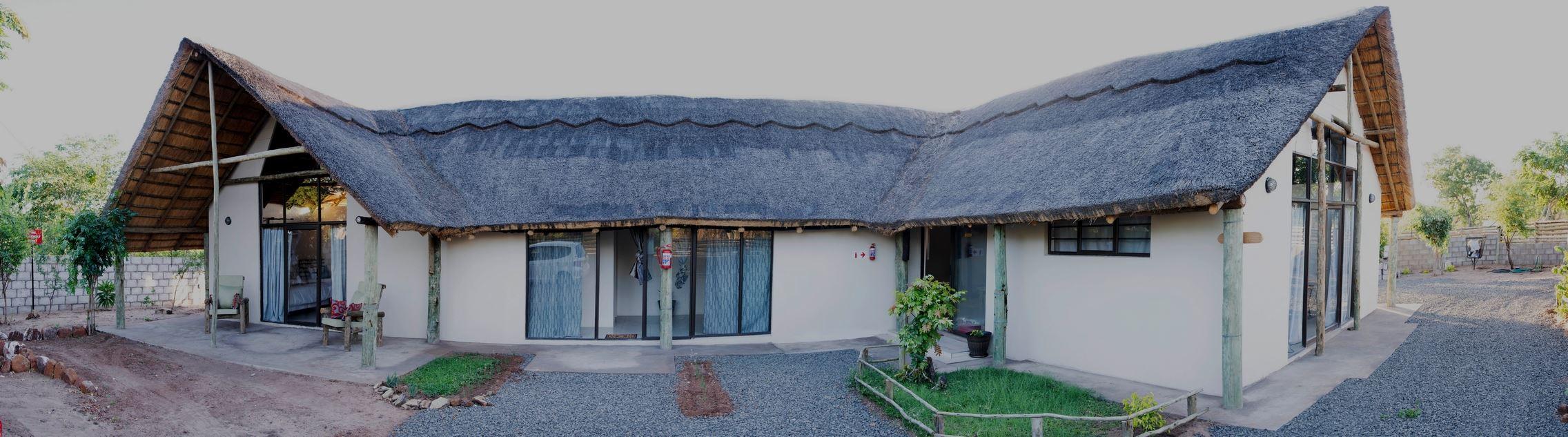 Leeville Guest House | Chobe Accommodation