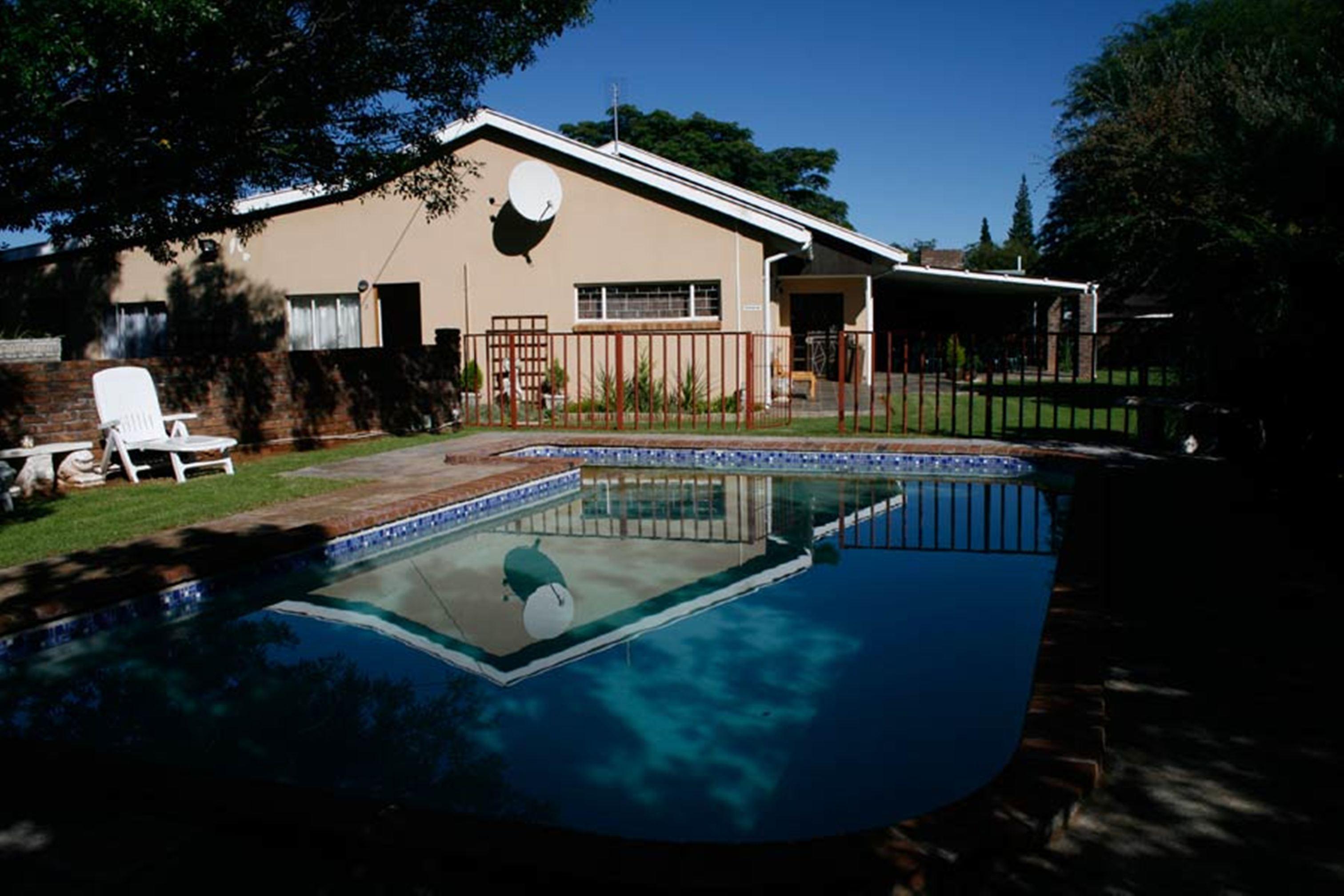 Aloe's Guesthouse | Middelburg (Eastern Cape) Accommodation