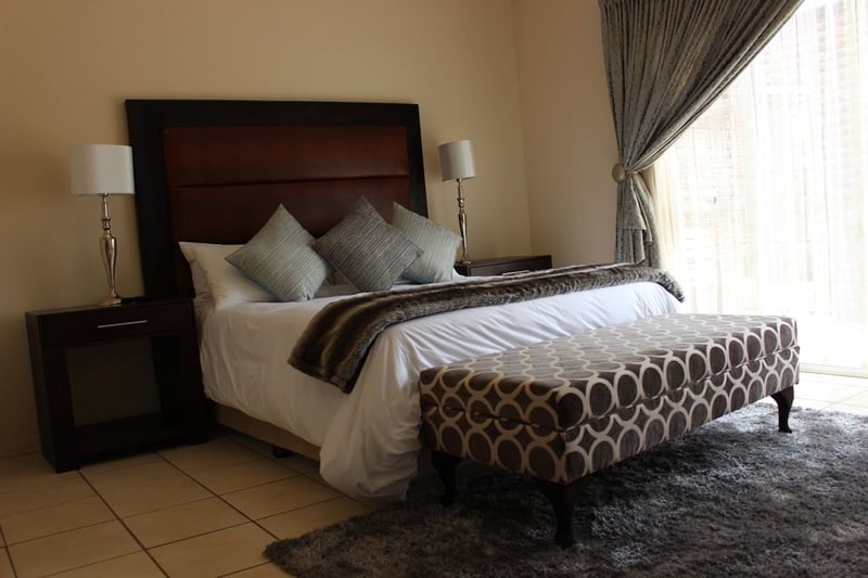 Mashutti Country Lodge | Budget Accommodation Deals and Offers Book Now!