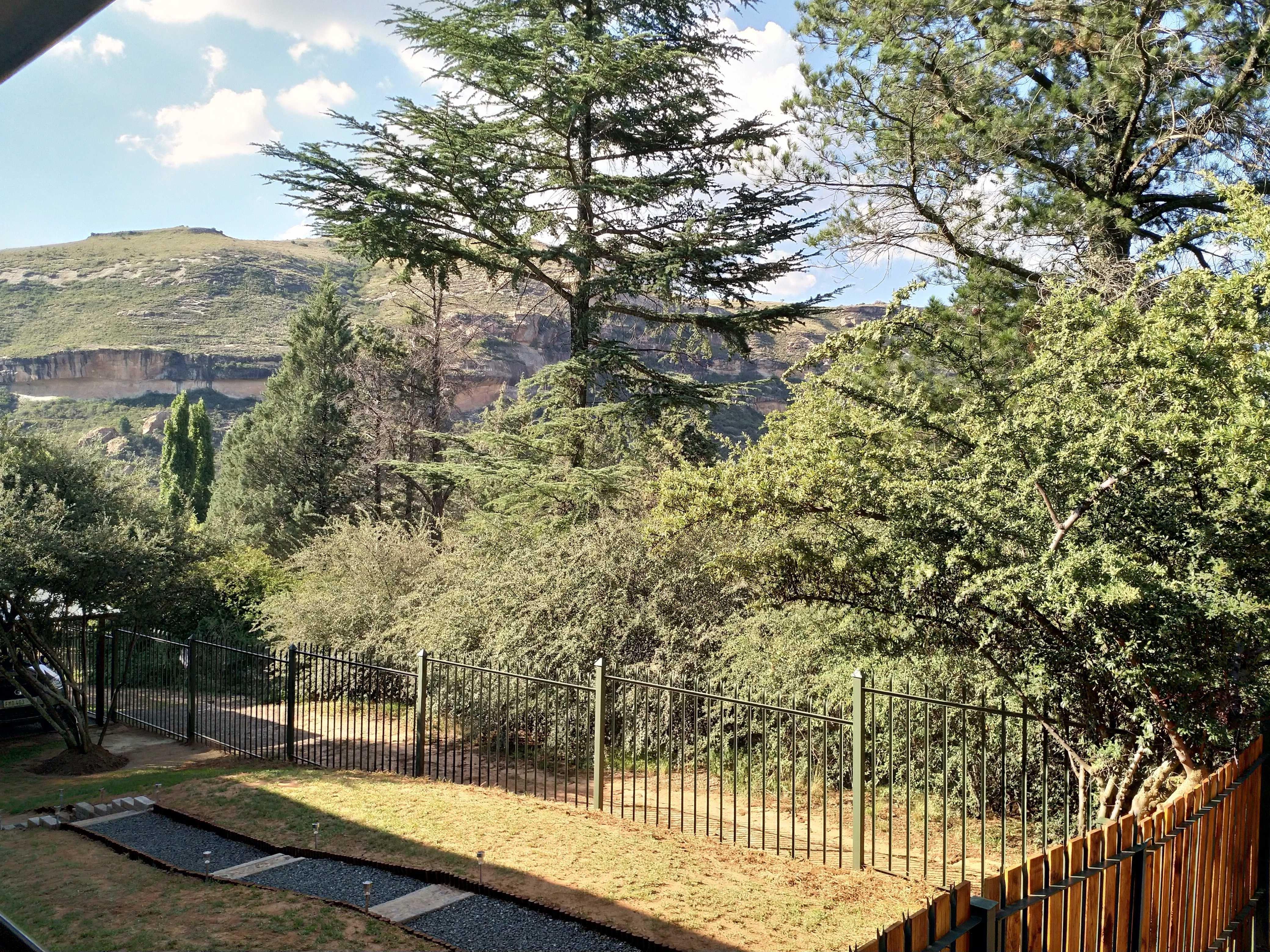 Montroux Guesthouse | Accommodation Clarens